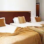 호텔 로루 3*