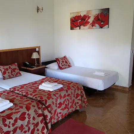 Hotel Louro 3*