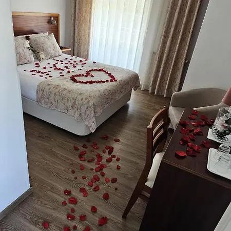 Ξενοδοχείο Louro