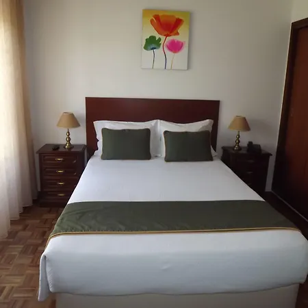 Ξενοδοχείο Louro Όμπιδος