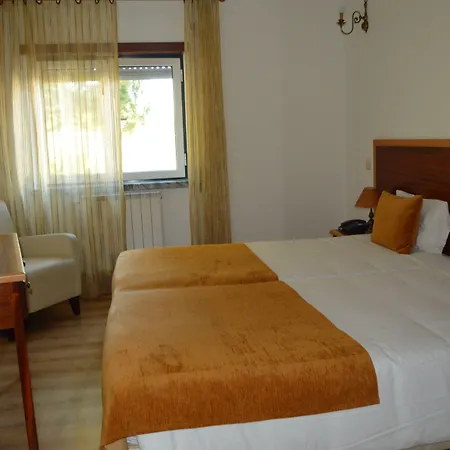 Ξενοδοχείο Louro Όμπιδος