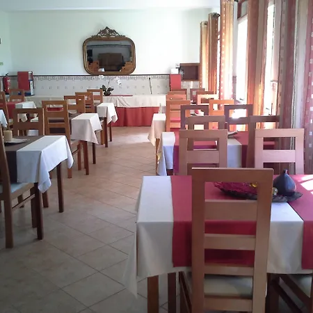 Louro Ξενοδοχείο Όμπιδος