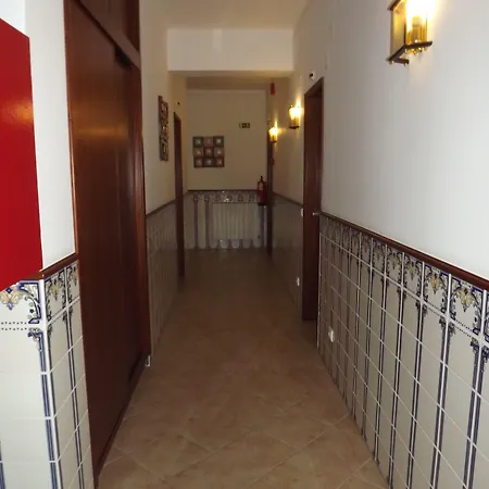 Louro Ξενοδοχείο 3*