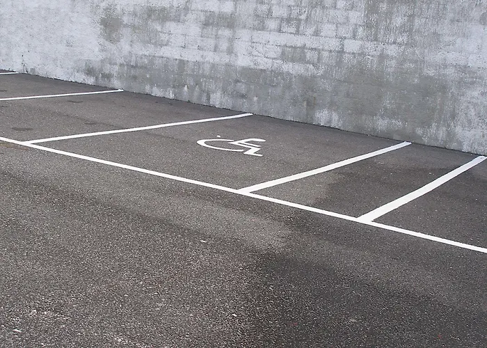 Louro 3* אובידוס