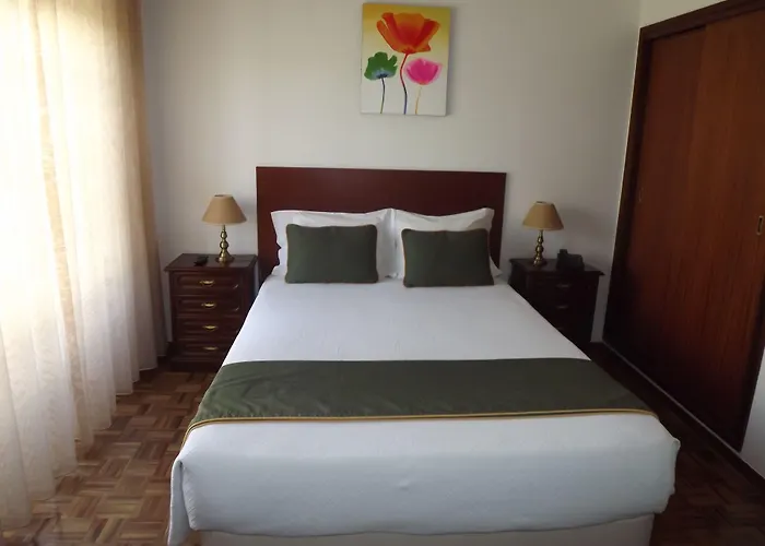 מלון Louro אובידוס