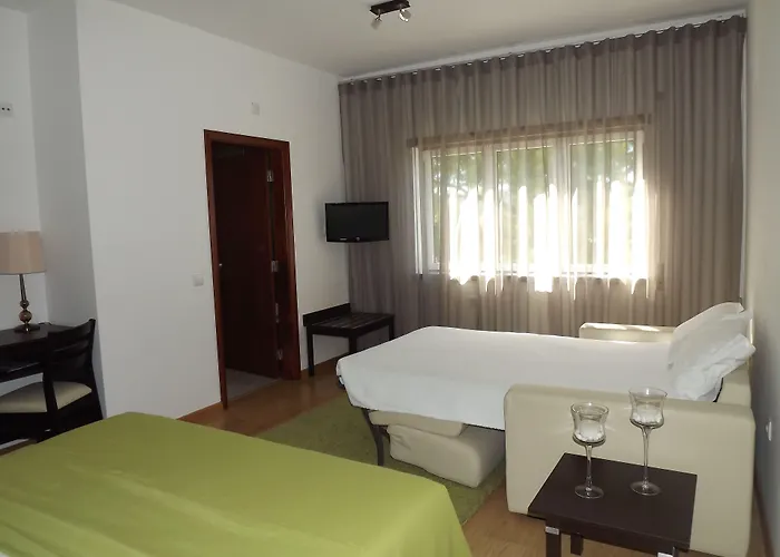 מלון Louro אובידוס